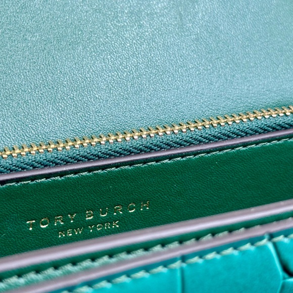 🆕 TORY BURCH 🧿 NWOT Eleanor Malachite Croc Embossed Shoulder Bag - AUTHENTIC - Picture 7 of 16